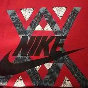 Nike tshirt